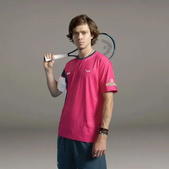 展现出超凡 展现出超凡